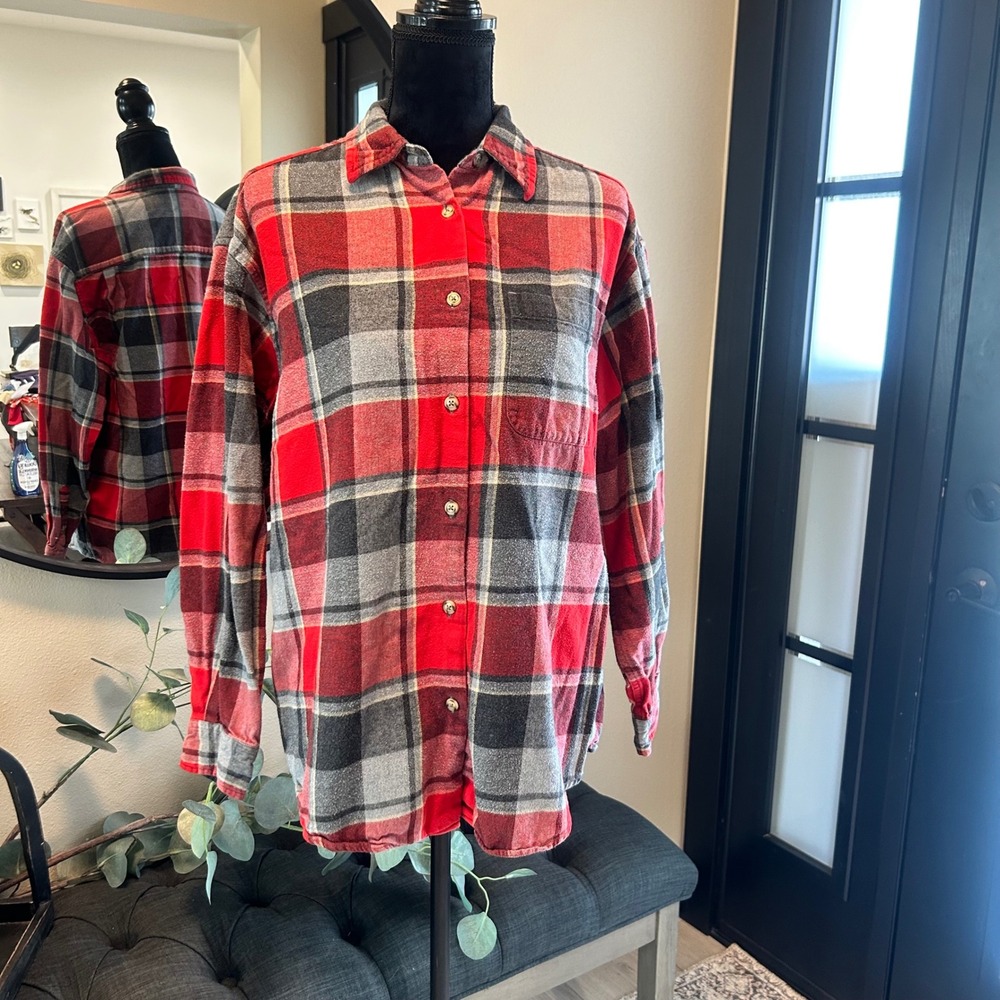 Eddie Bauer Womens Red Gray Plaid Flannel Button Down Shirt Size M Cotton
